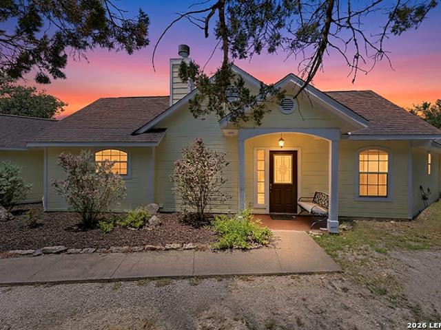 136 Lakeridge Loop