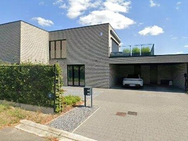 136 m2 apartment for rent in Hasselt