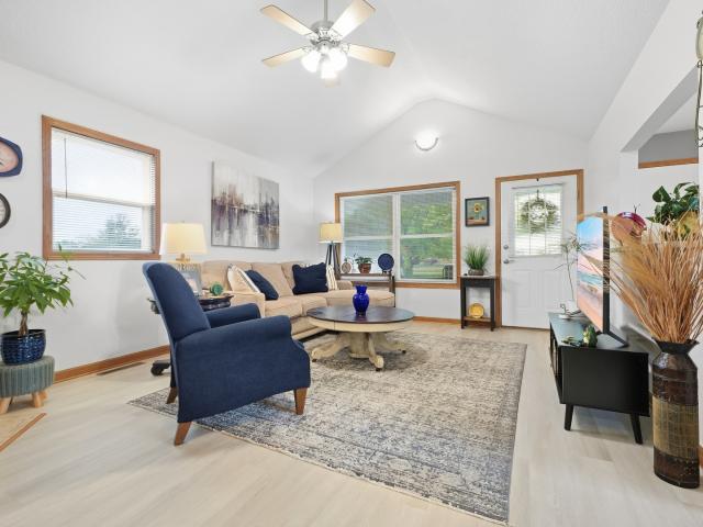 136 N Van Buren Avenue
