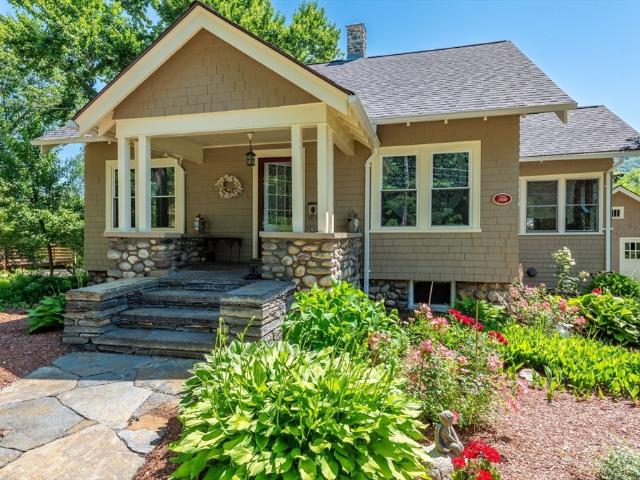 136 N Main St