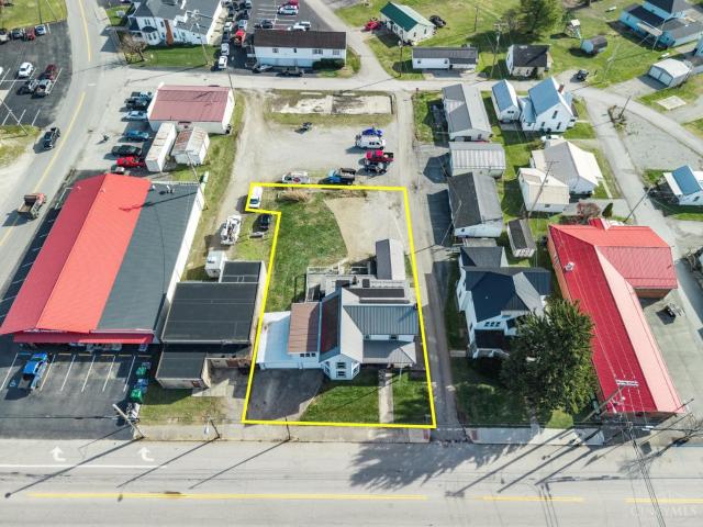 136 N Main St