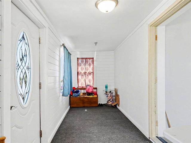 136 S Hemlock Street