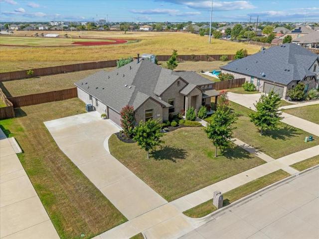 136 Sapphire Lane