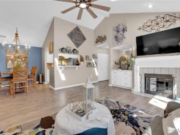 136 Shirley Ridge Dr, Unit 136C, St. Charles, MO 63304 | Compass