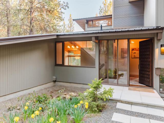 136 Silver Fox Trail