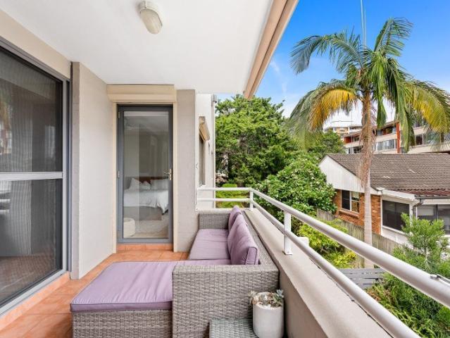 136 sqm Beachside Retreat 100m to Dee Why beach