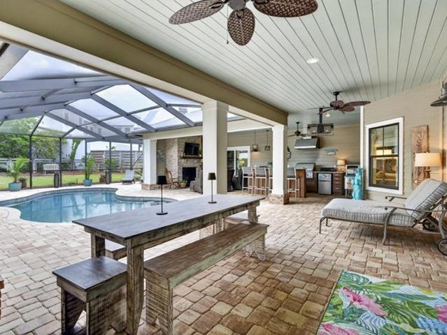 136 Suzanne Dr, Santa Rosa Beach, FL 32459