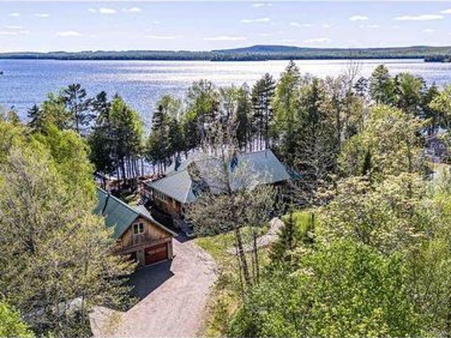 136 Point Lane, Green Mountain, NB, E6H 1Z8 Luxury House for sale | Listing ID NB140177 | Royal LePage Carriage Trade Luxury Properties
