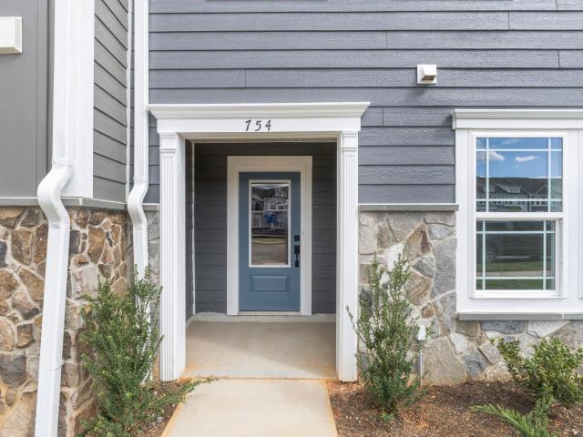 136 park ridge dr