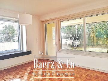 136 Praça de Mouzinho de Albuquerque, Porto city, Porto District 4150 163