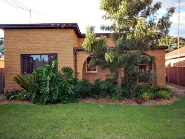 136 pur pur avenue, lake illawarra nsw 2528