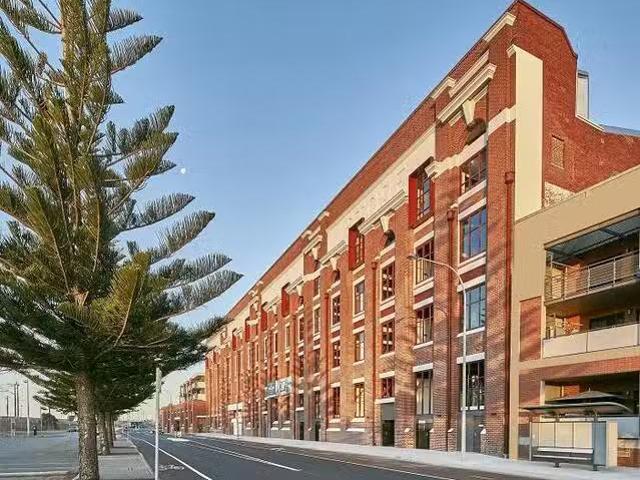 1/36 Queen Victoria Street, Fremantle, WA 6160