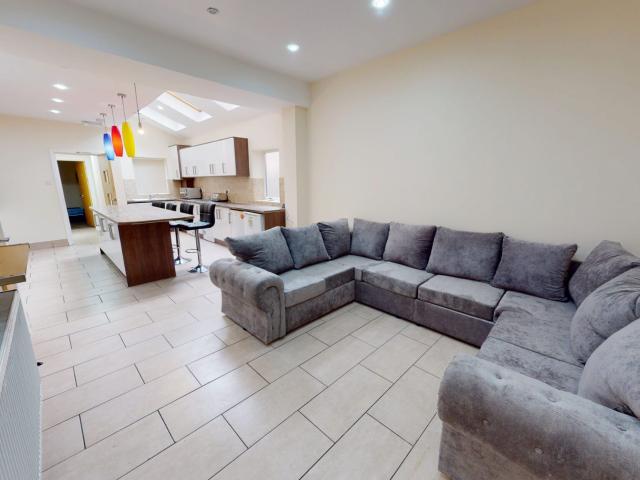 136 Raddlebarn Road Selly Oak Similar Properties