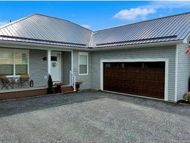 136 Richmond St, Woodstock, NB, E7M 2P2 house for sale | Listing ID NB144334 | Royal LePage