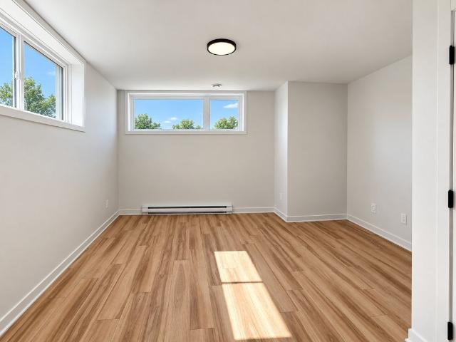 136, Rue des Marronniers, None, Salaberry De Valleyfield