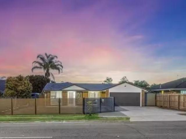 136 Warrigal Road, Runcorn, QLD 4113