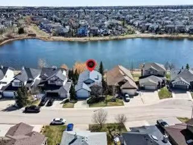 136 West Creek Glen, Chestermere, AB, T1X 1P8 house for sale.
