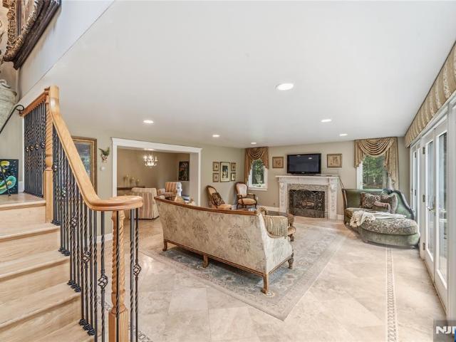 136 Willow Drive