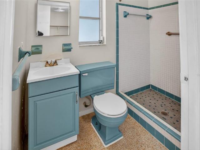 13746 Martinique Dr, Seminole, FL 33776 | MLS #TB8502