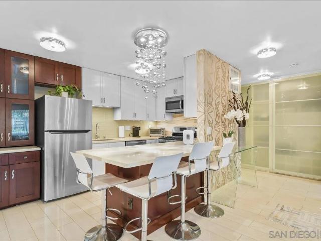 13754 Mango Dr, Unit 123, Del Mar, CA 92014 | MLS #260013
