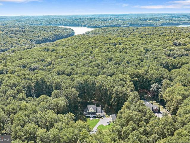 13767 Lakeside Drive