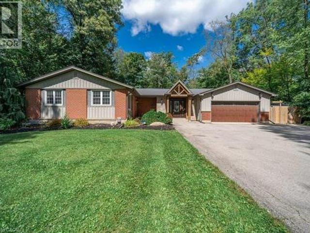 1376 Cedar Creek Road, North Dumfries, ON, N1R 5S5 house for sale | Listing ID 40866 | Royal LePage