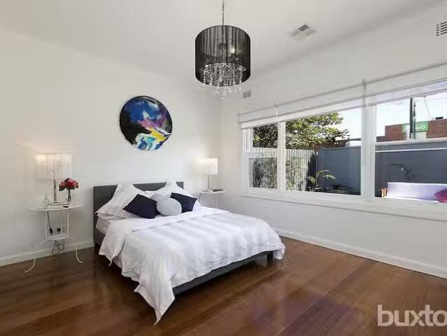 1/377 Bay Road, Cheltenham, VIC 3192