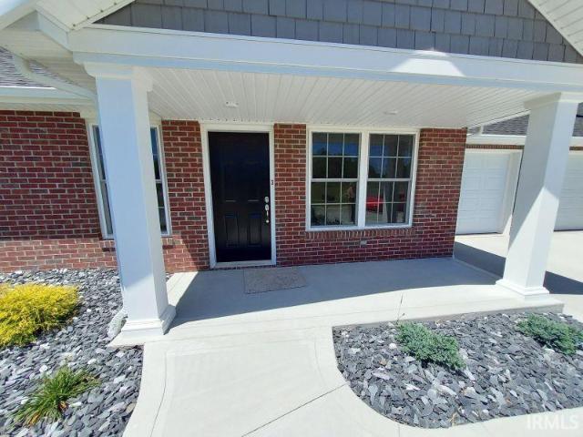 1378 Unit 2 W Ann Lane