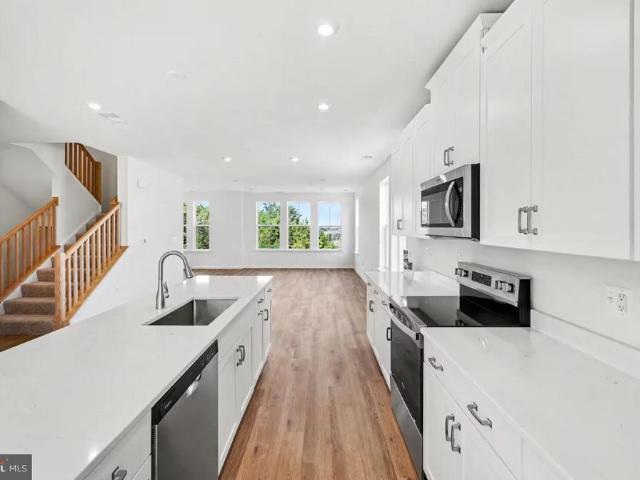 13704 Aviation Place