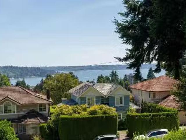 1371 Mathers Avenue, West Vancouver, BC, V7T 2G5 house for s.