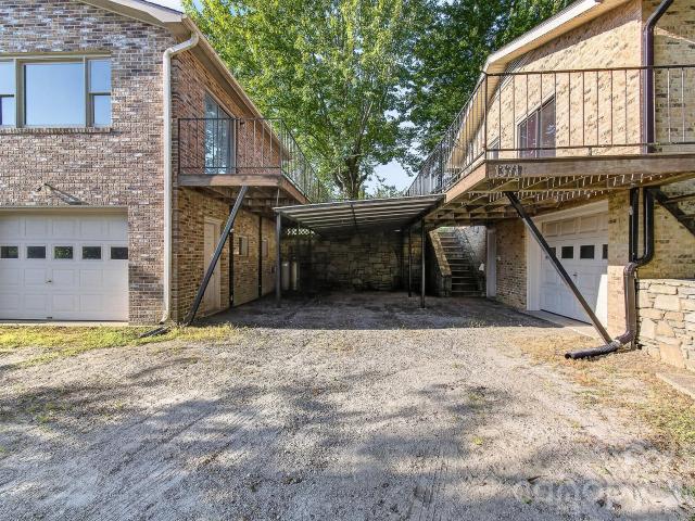 1371 Jackson Loop Road