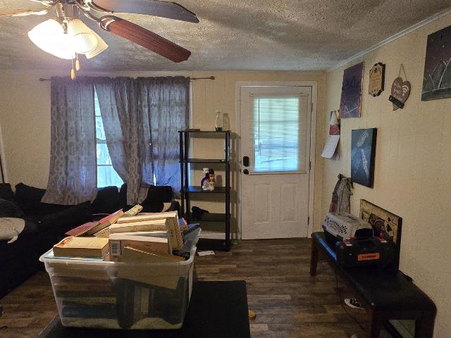 1372 Old Kentucky Rd