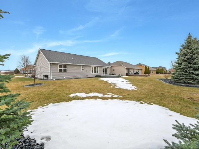 1372 LEAR Lane