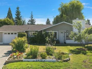 1372 Rafiki Pl, Central Saanich, BC, V8M 1G5 house for sale | Listing ID 1040 | Royal LePage