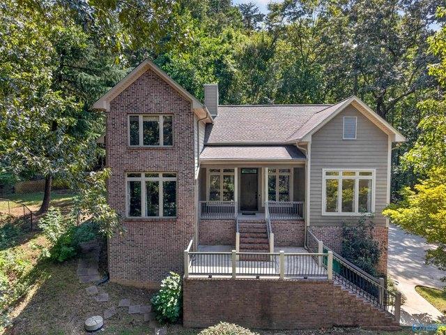 1372 Saint Andrews Pkwy, Oneonta, AL 35121