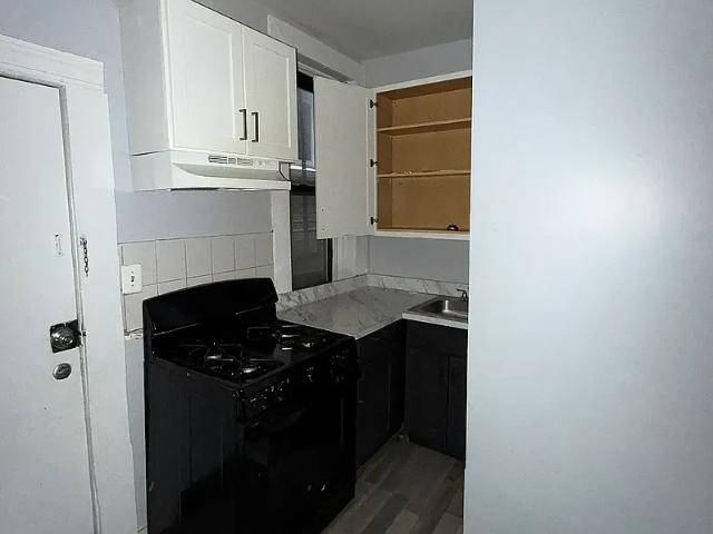 137 139 3rd St, Passaic