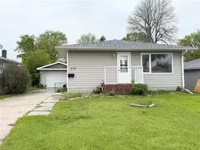 137 16Th Street Sw, Portage La Prairie, MB, R1N 2W5 house fo.