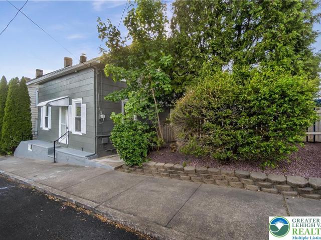 137 17th Street