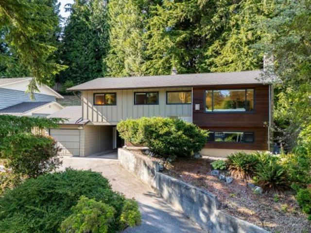137 College Park Way, Port Moody, BC, V3H 1S5 house for sale | Listing ID R3143 | Royal LePage
