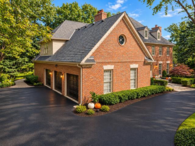 137 Circle Ridge Drive