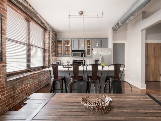 137 g e patterson ave