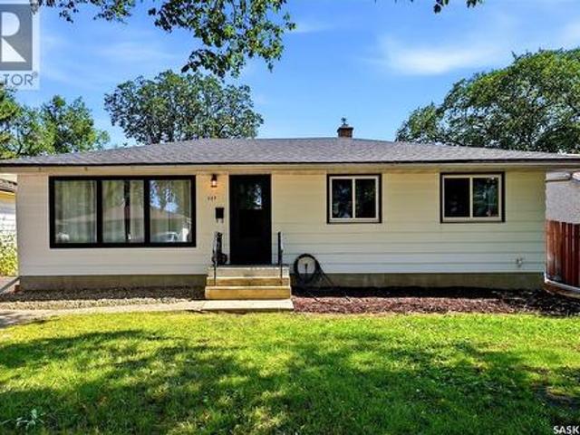 137 Garnet Street, Regina, SK, S4R 3R9 house for sale | Listing ID SK046313 | Royal LePage