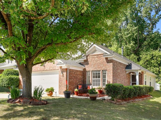 137 Georgetowne Drive