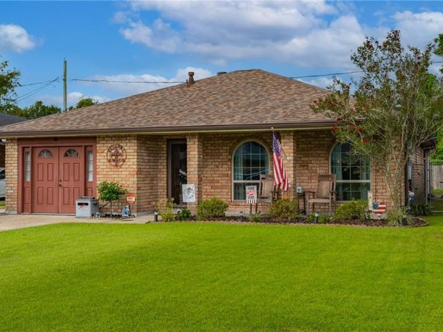 137 Dianne Drive