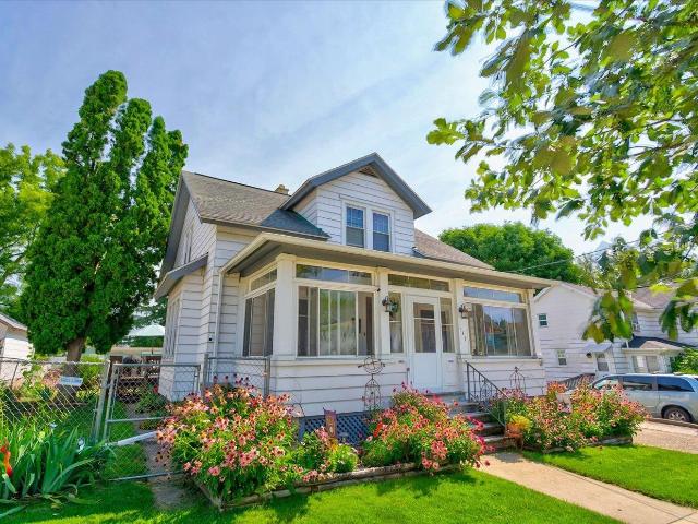 137 E School Street