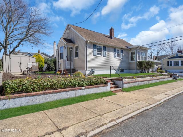 137 Inskip Avenue