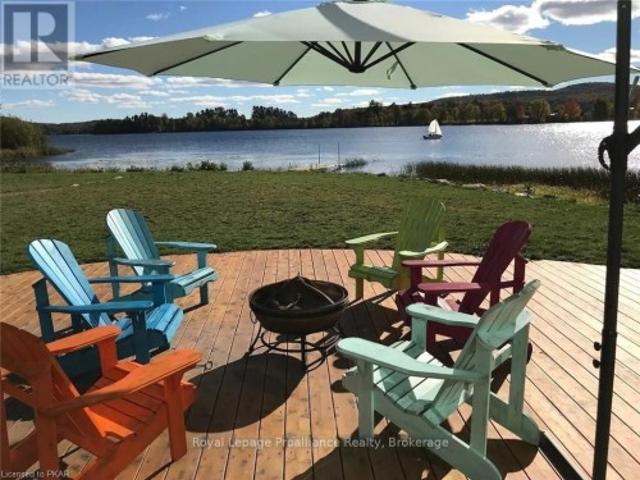 137 Lakeshore Drive, Madawaska Valley, ON, K0J 1B0 house for sale | Listing ID X13762 | Royal LePage