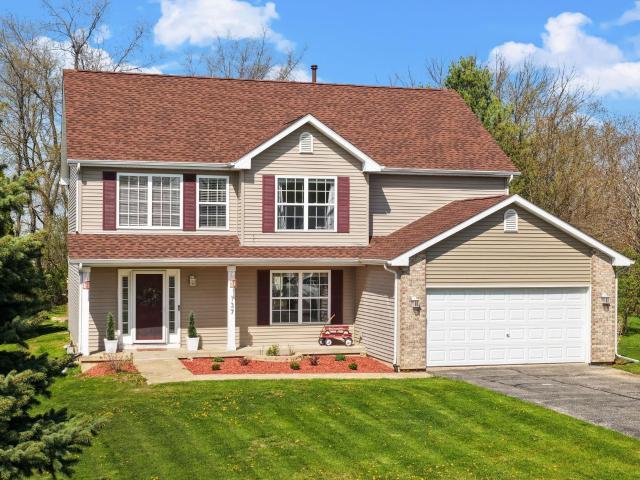 137 Lamplighter Loop SE