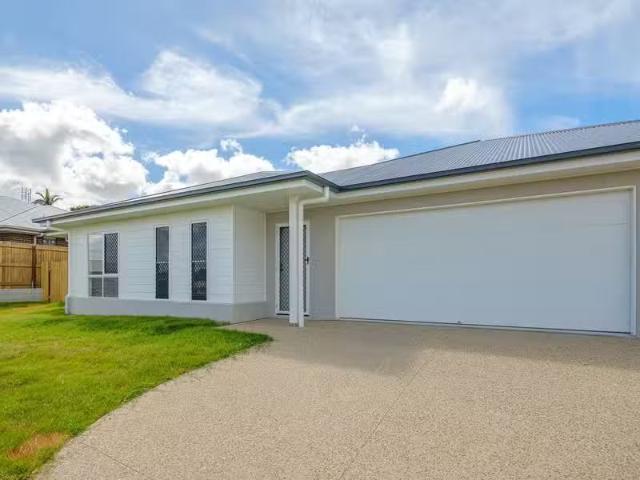 1/37 Langara Drive, SOUTHSIDE, QLD 4570 House for Rent
