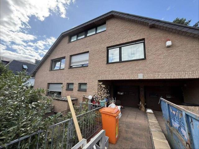 137 m² Maisonette im Zweifamilienhaus 4 Zimmer, große Wohnküche, 2 Bäder & eigener Eingang